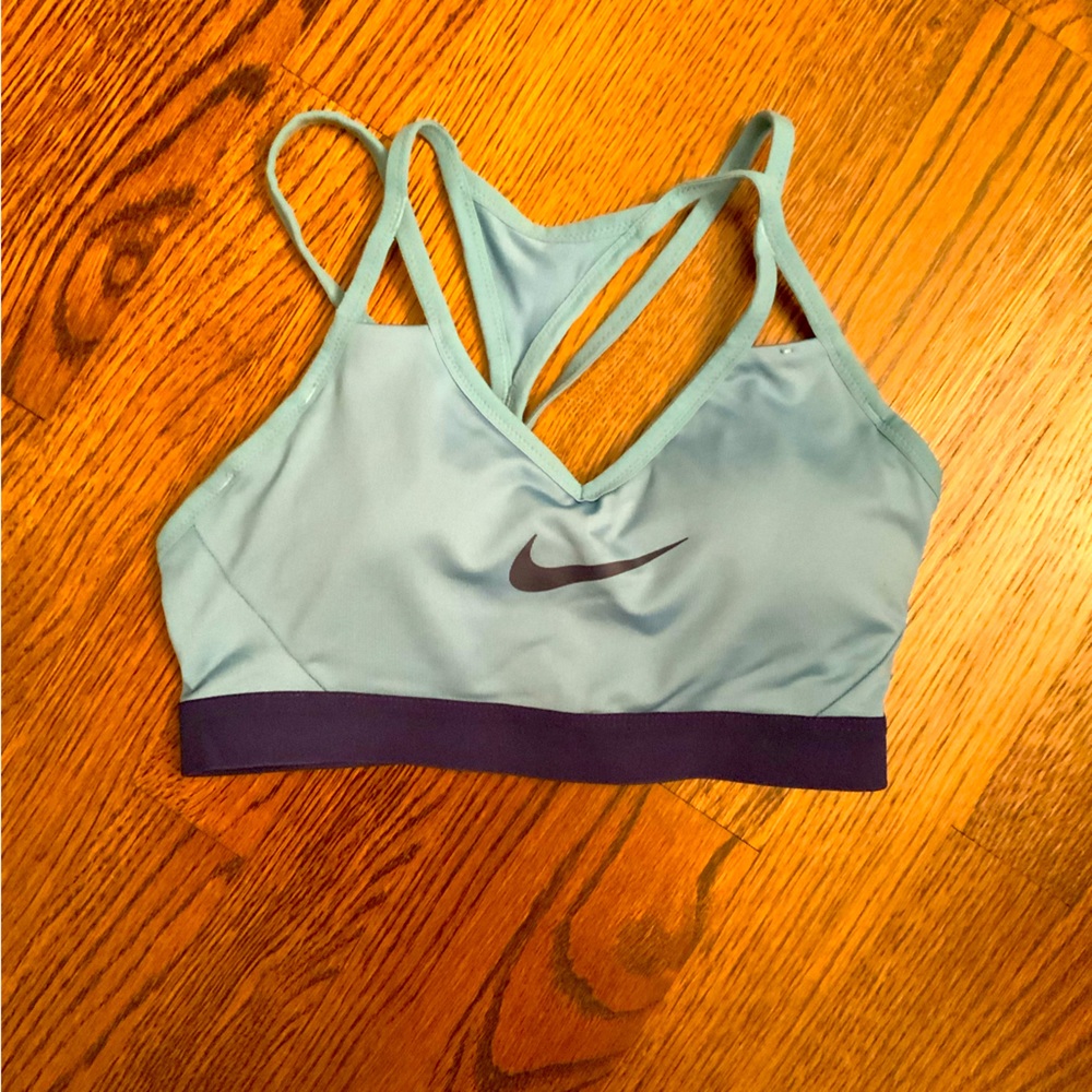 Sports bra